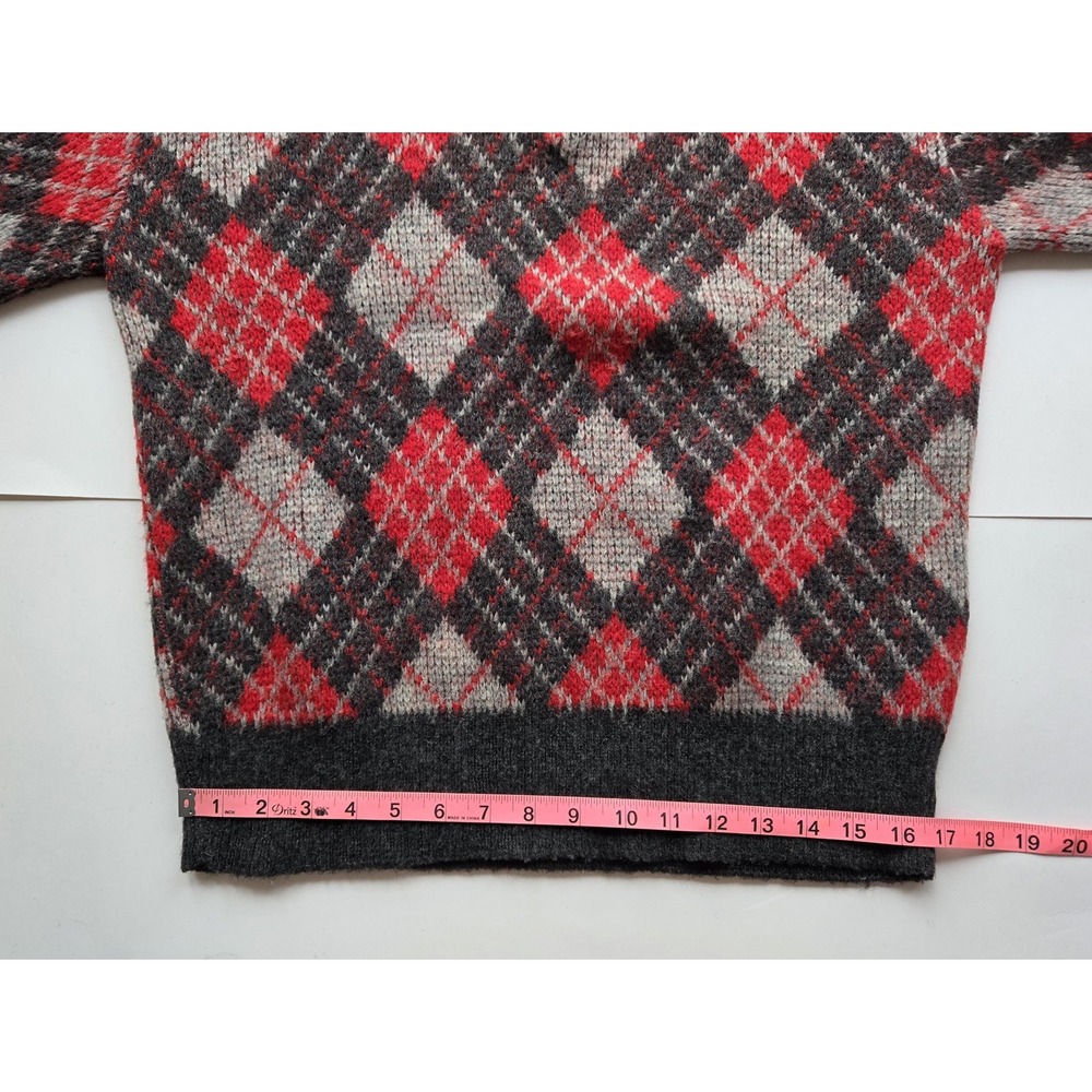 Vintage red and gray argyle V-neck long sleeve pullover sweater - mens M - Picture 7 of 11